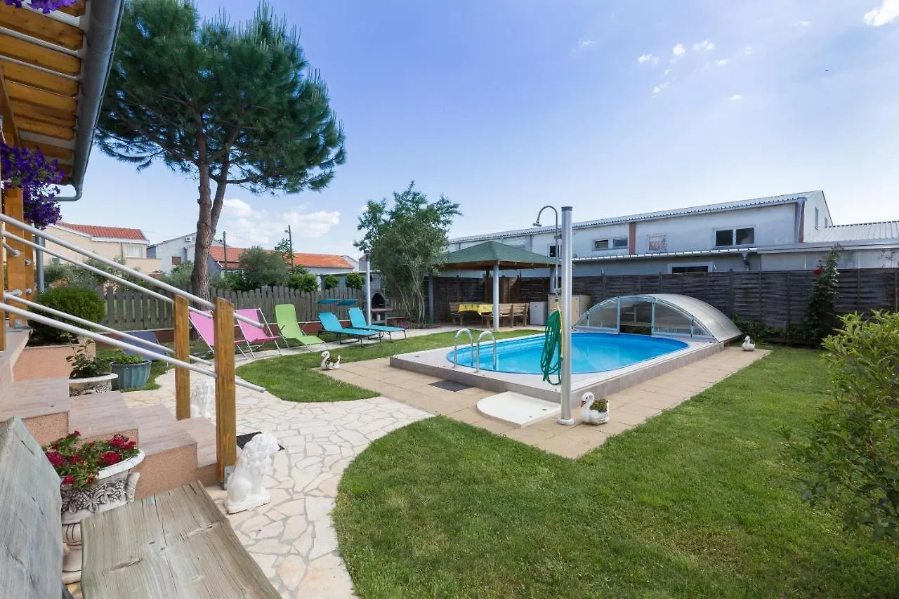 Apartment Twisting By The Private Pool Zadar 0*,  Croatia